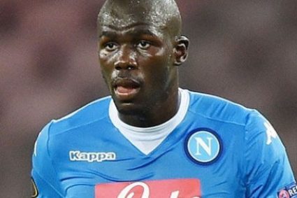 Kalidou Koulibaly va signer pour 3 ans avec Chelsea, selon le journaliste Fabrice Hawkins