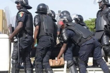 Pikine : La police intercepte un bus contenant de la drogue en provenance de la Casamance